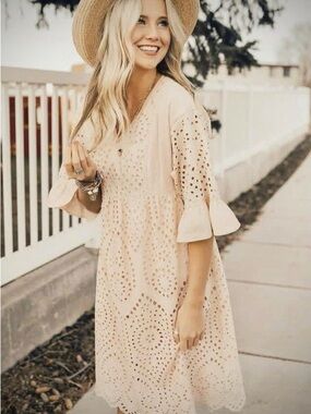 NWT Akemi + Kin Anthropologie Brooke Eyelet Dress Sz 10/Medium